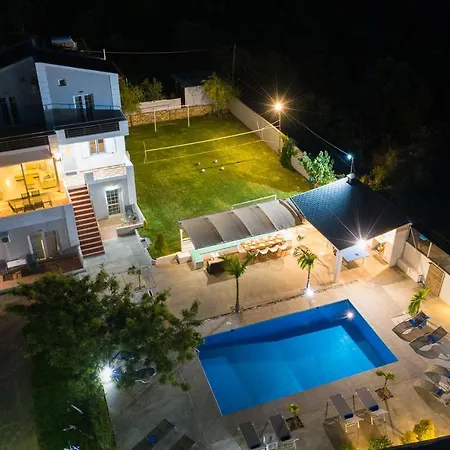 Villa Myrto Heated Pool Kato Daratso