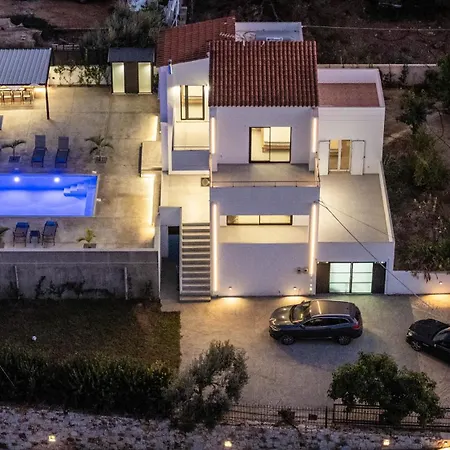 Myrto Heated Pool Villa Kato Daratso