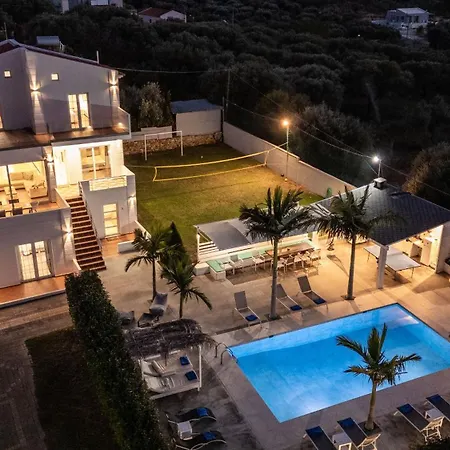 Myrto Heated Pool Kato Daratso